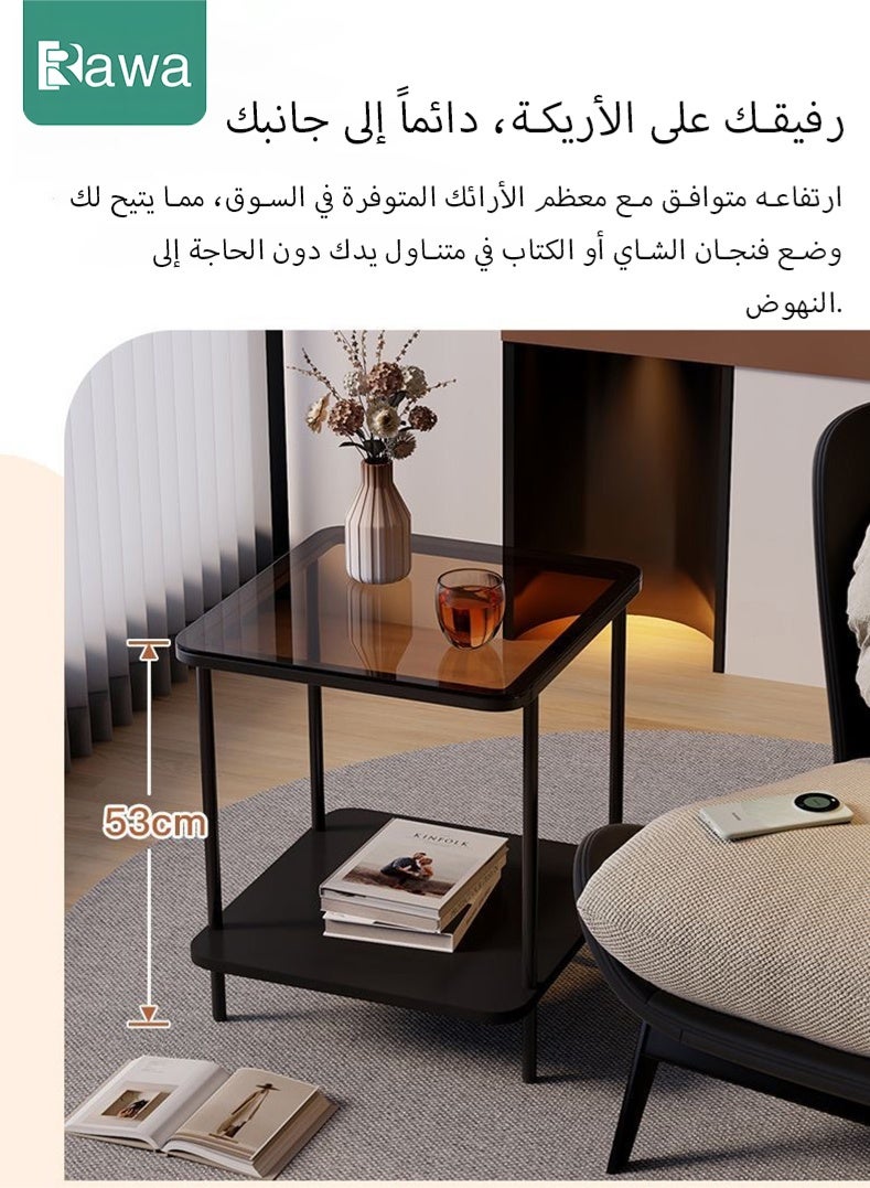 روعة طاولة جانبية زجاجية مدمجة، طاولة جانبية للأريكة، طاولة قهوة معدنية مع رف تخزين سفلي، مثالية للمساحات الصغيرة. خزانة سرير مربعة ذات طابقين، مناسبة لغرف المعيشة وغرف النوم والأرائك أو زوايا المكاتب. تركيب بسيط (إطار أبيض + زجاج بلون كهرماني). - Image 4